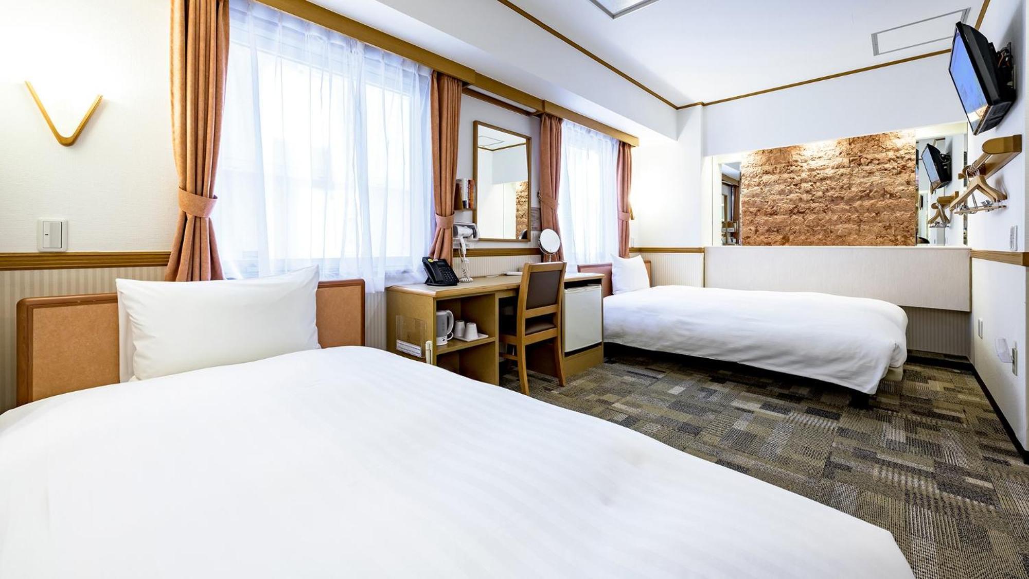 Toyoko Inn Takasaki Eki Nishi Guchi No 2 ห้อง รูปภาพ